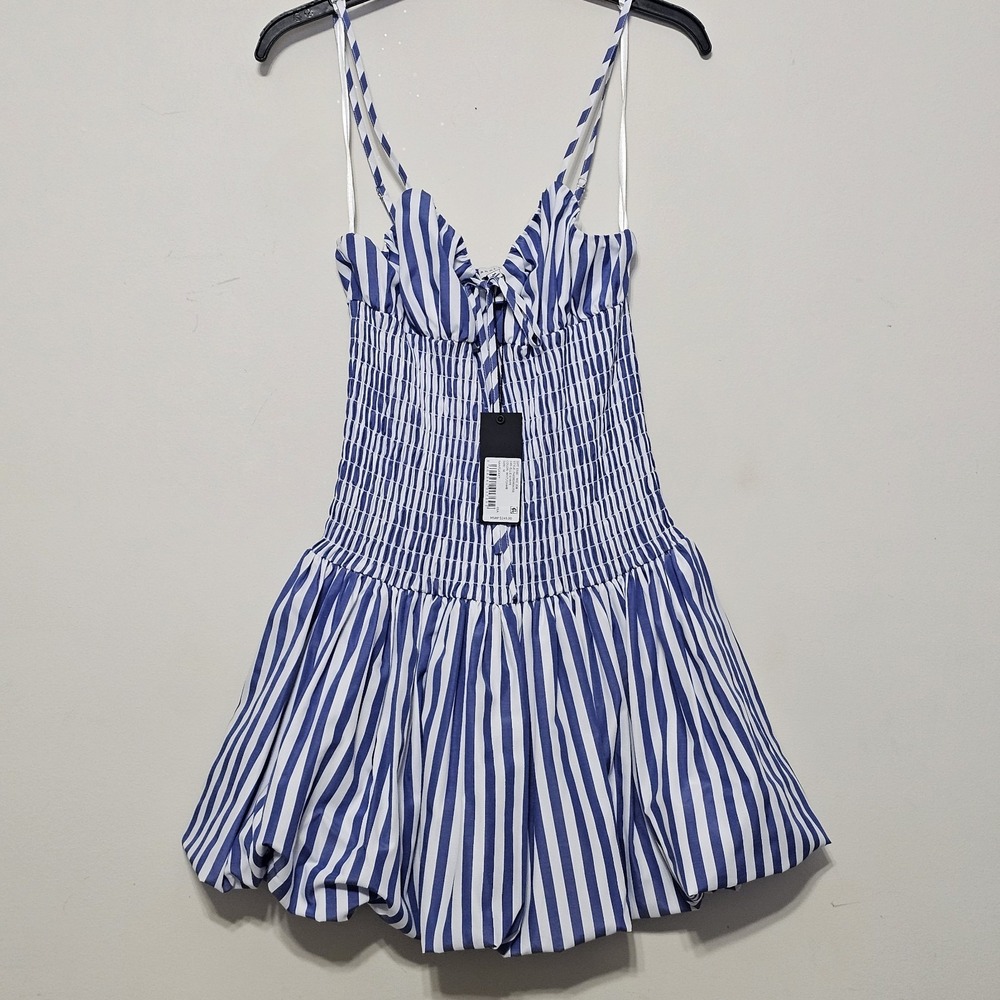 Gianni Bini Dress Medium Blue White Mini Stripe Smocked Sleeveless Straps 438226